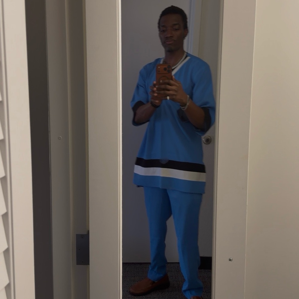 Awesome 🦋Taylor made Vintage Blue and Black King’s Shirt - Picture 9 of 12